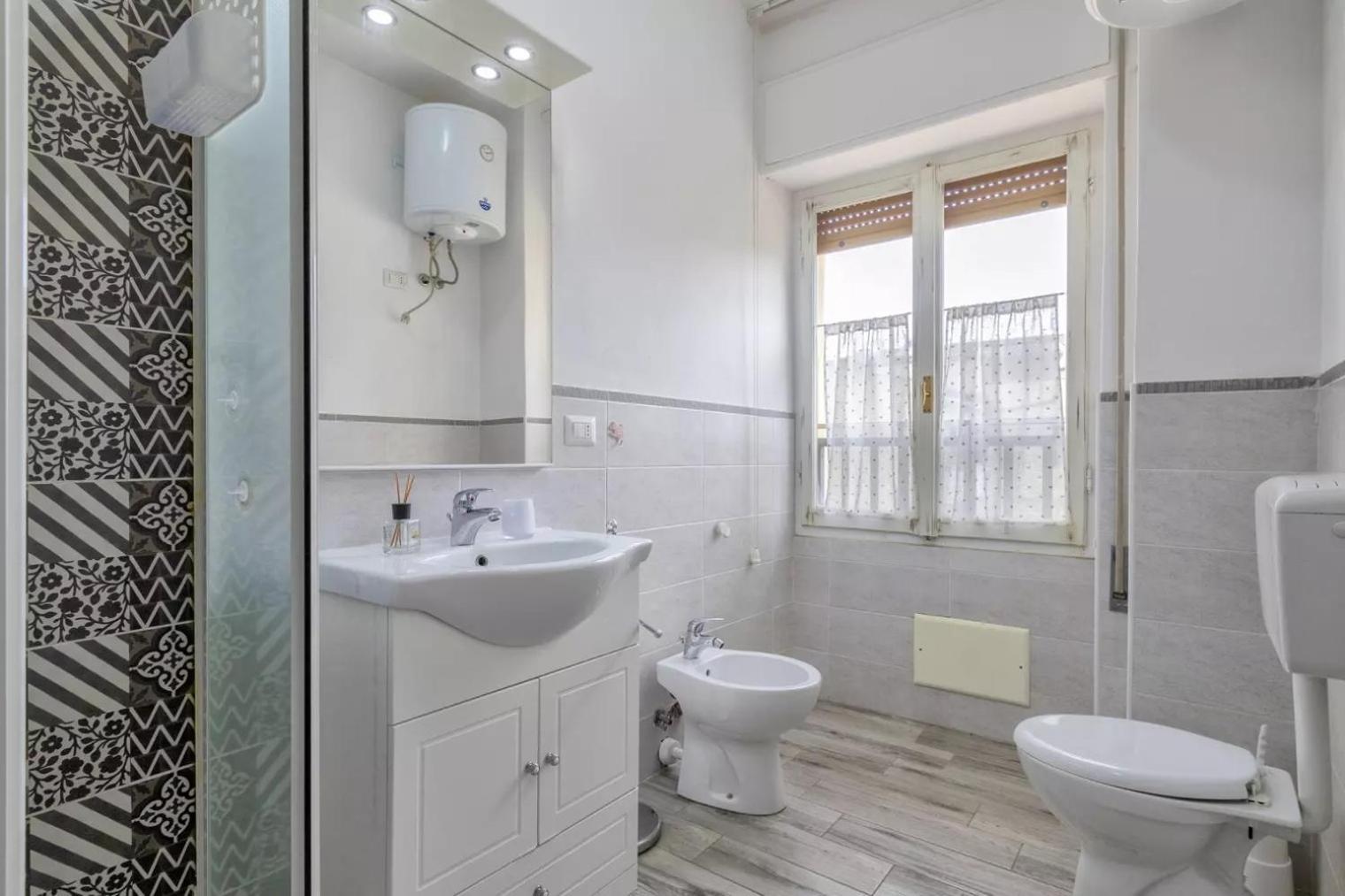 Apartment C1 C2 C3 *