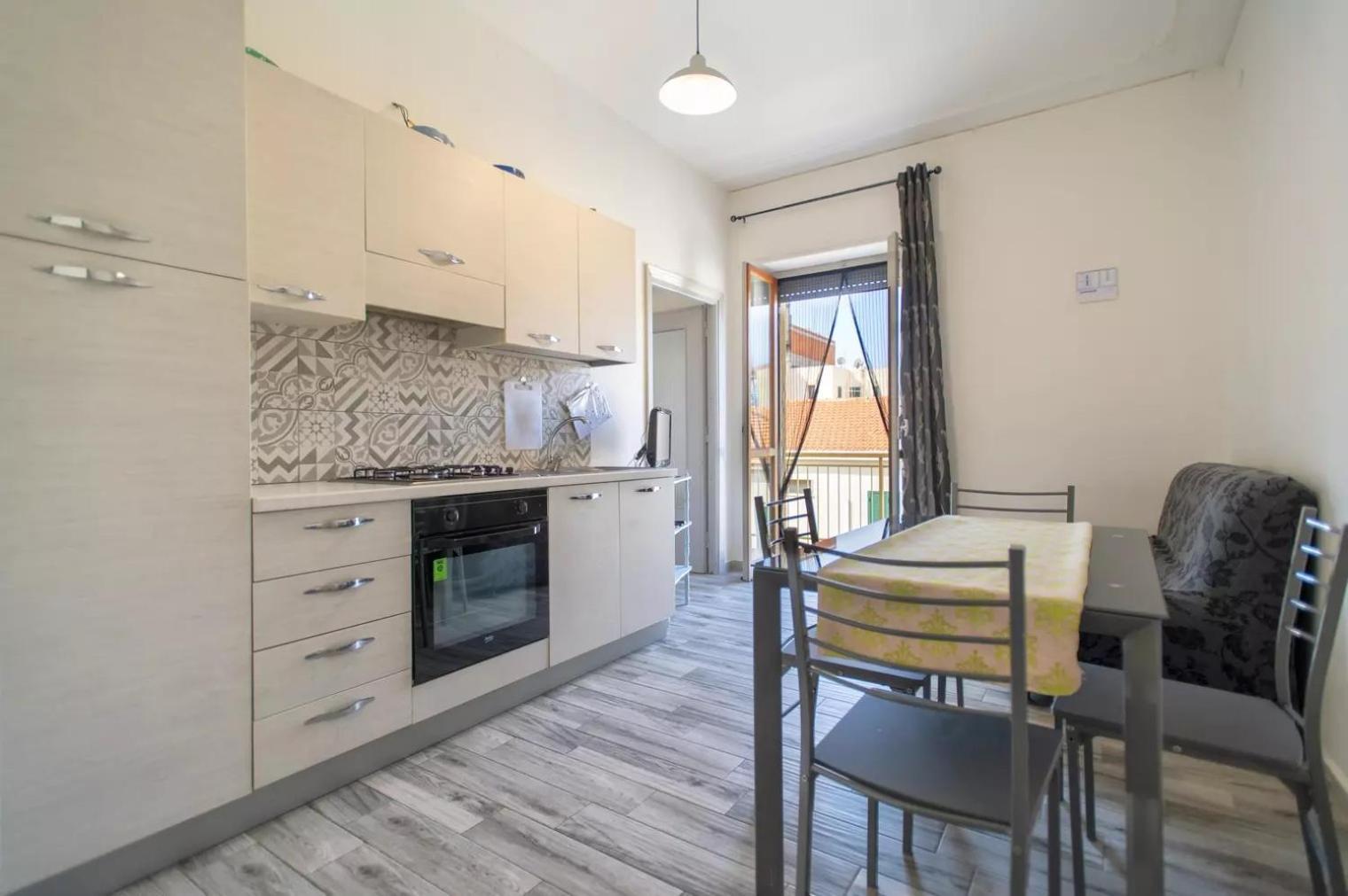 Apartment C1 C2 C3 *